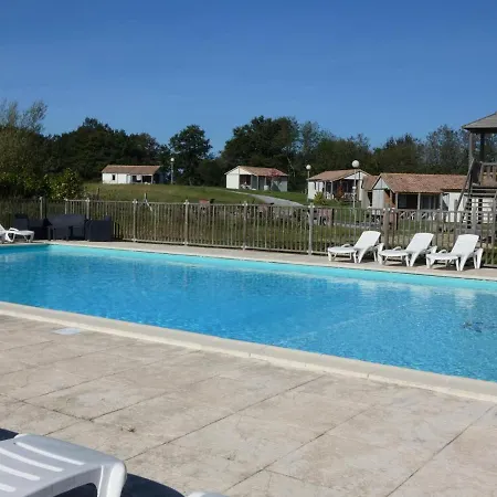 בית נופש La Pibale *